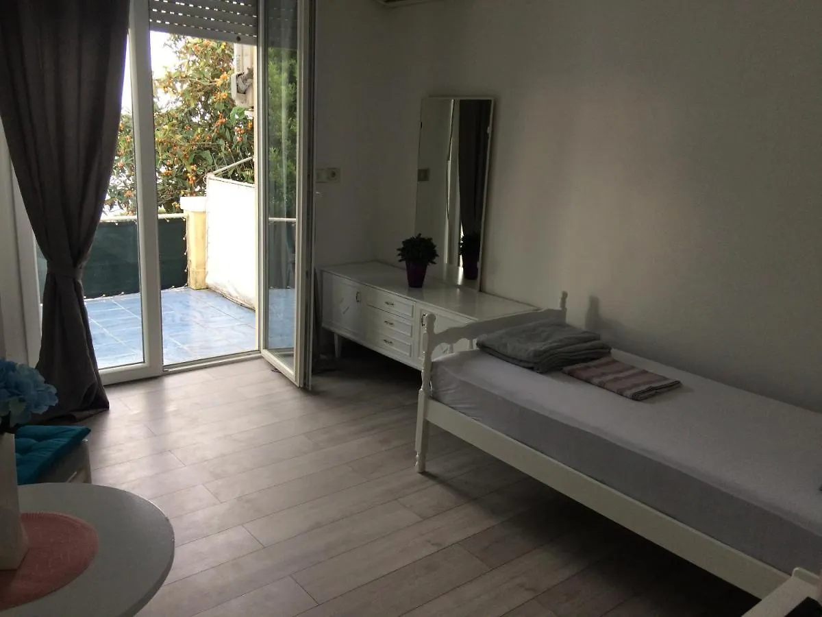 Apartment Bella 1 오파티아
