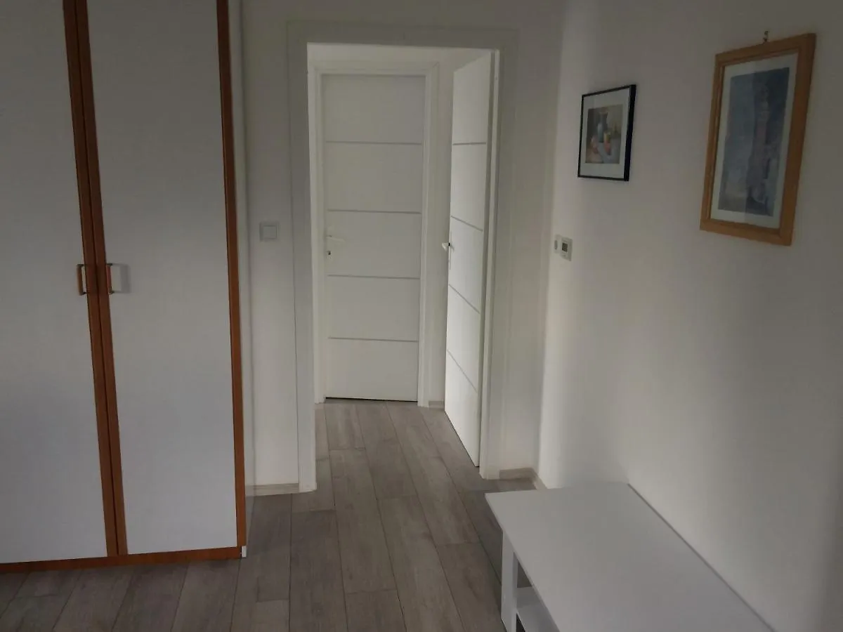 Apartment Bella 1 오파티아