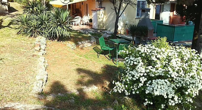Apartment Bella 1 오파티아